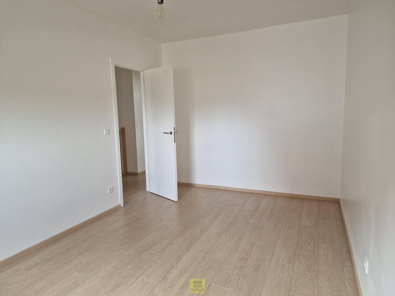 Instapklare woning met terras, autostaanplaats en 3 slaapkamers nabij dorpscentrum Haaltert! foto 13