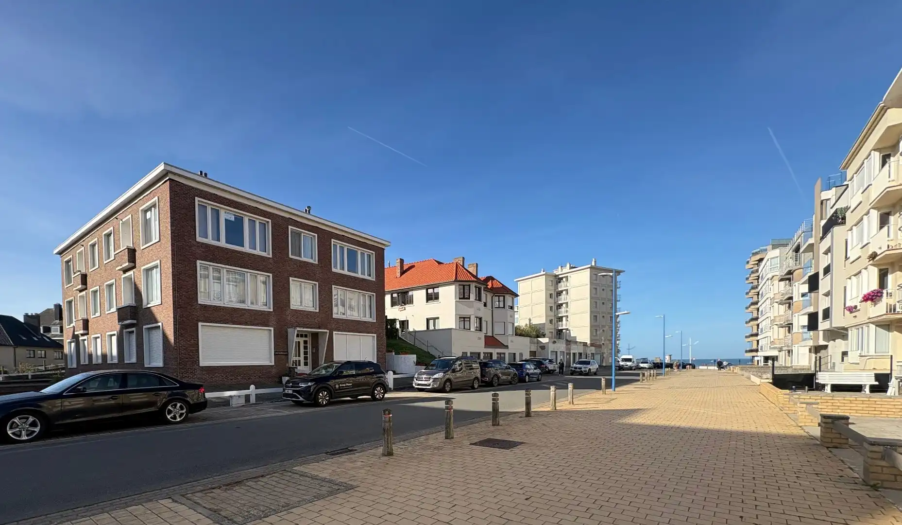 Lichtrijk hoekappartement op enkele meters van zee  foto 13