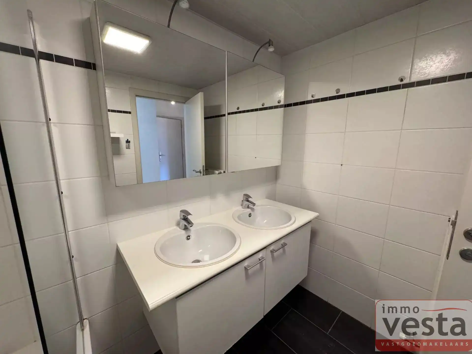 Appartement met twee slaapkamers in centrum van Sint-Truiden foto 10