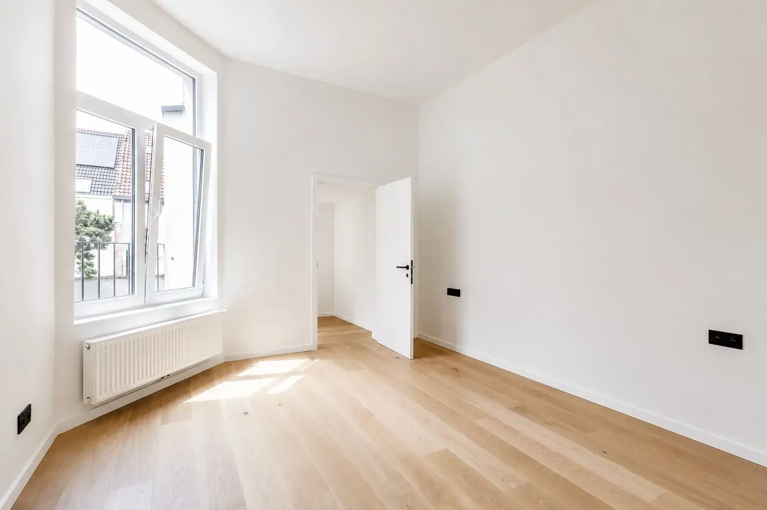 Gunstig gelegen 2 slaapkamerappartement met terras  nabij het Zuidpark foto 8
