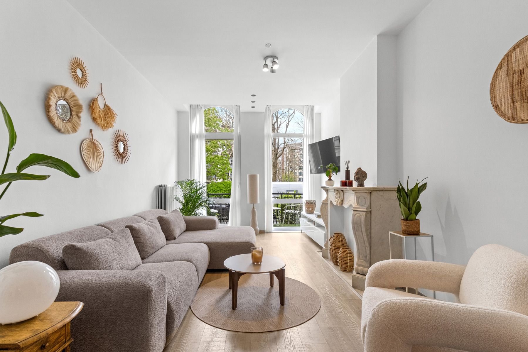 Prachtig 2 slpk. appartement op het Prinses Clementinaplein! foto 3
