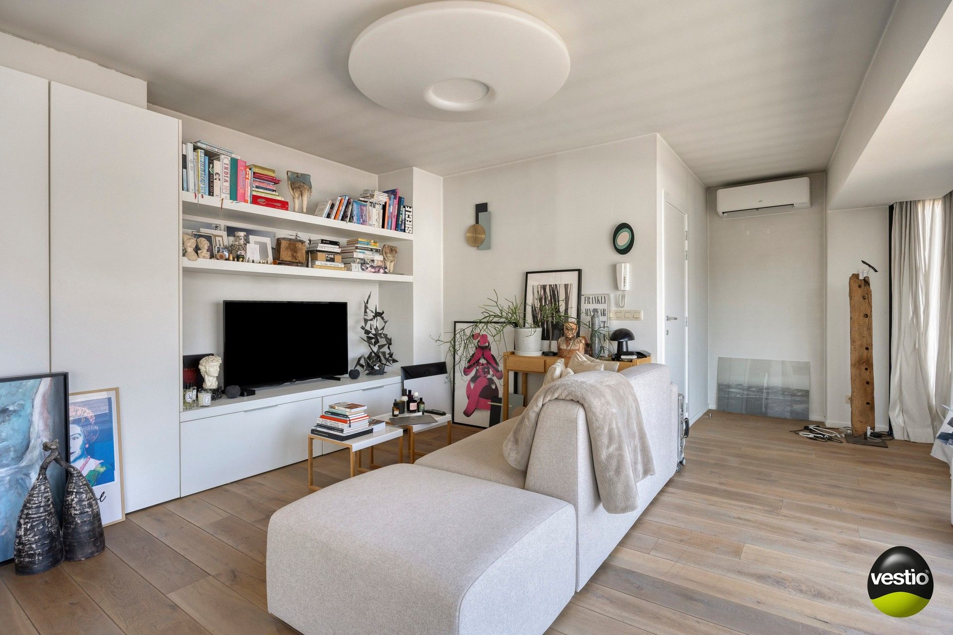 Instapklaar en stijlvol 1,5-slaapkamerappartement in de levendige Aldestraat – hartje Hasselt foto 3