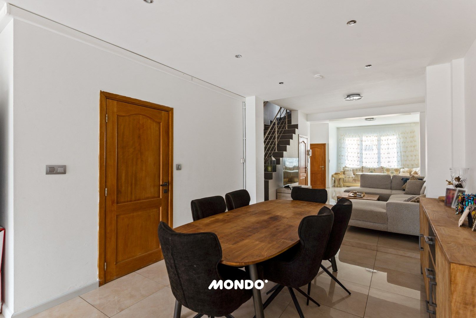 instapklare rijwoning met garage en zonnige tuin in Rumst foto 8