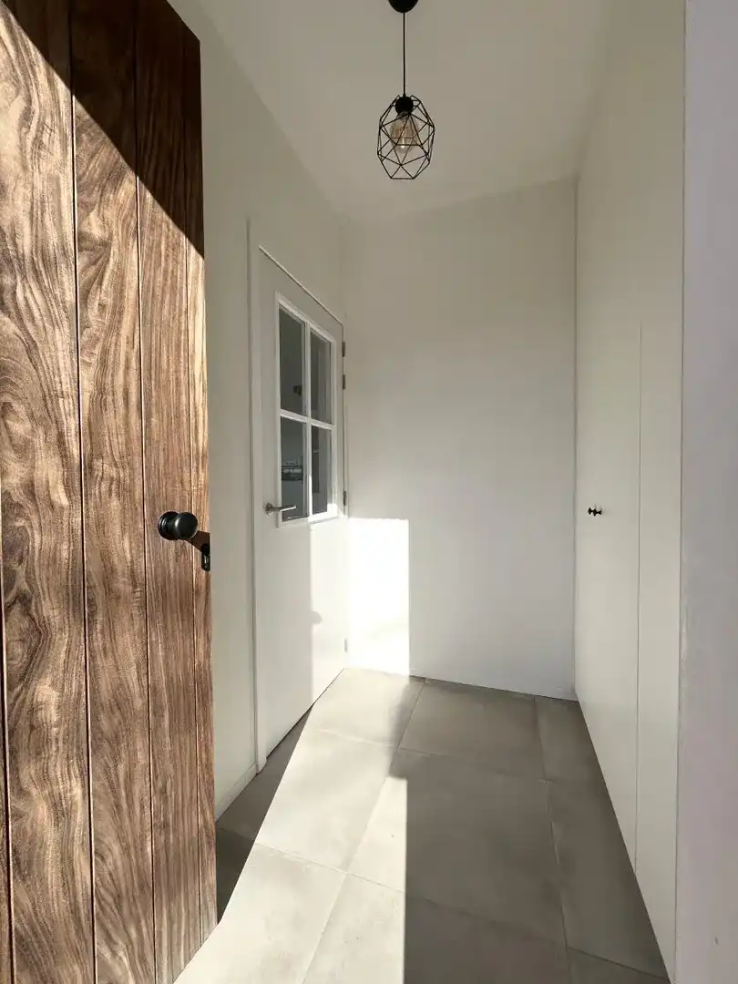Beselare – Gelijkvloers nieuwbouwappartement met tuin en oprit foto 2