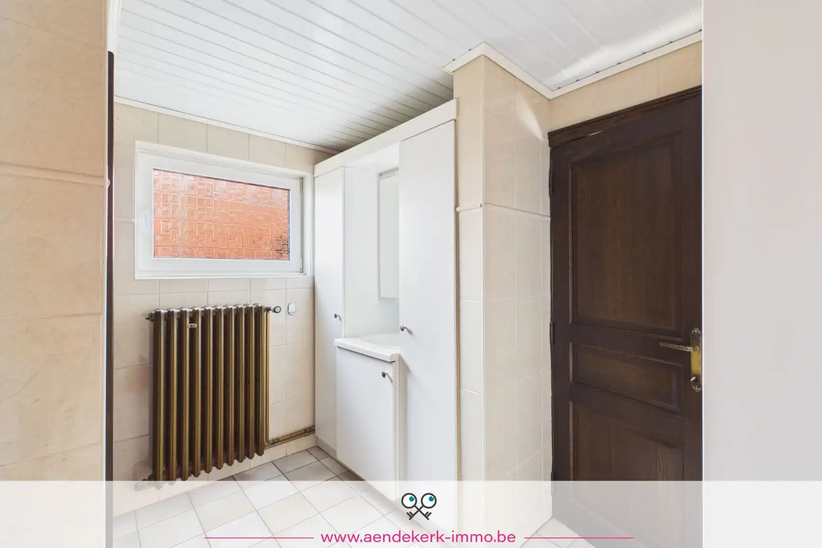 Vrijstaande woning met 4 slaapkamers en garage, zonder renovatieplicht  foto 8