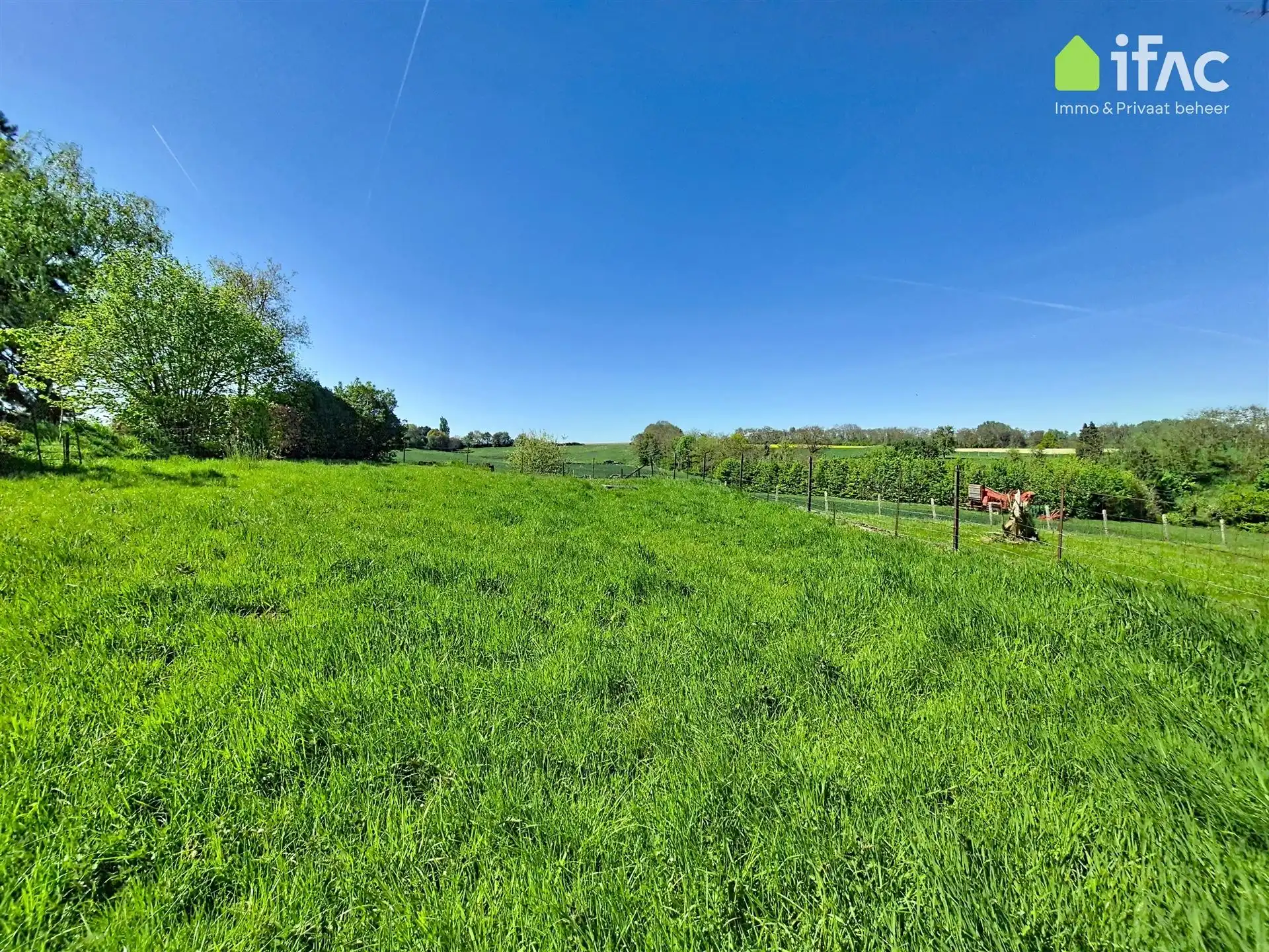 Te renoveren woning met recente ruime loods  foto 19