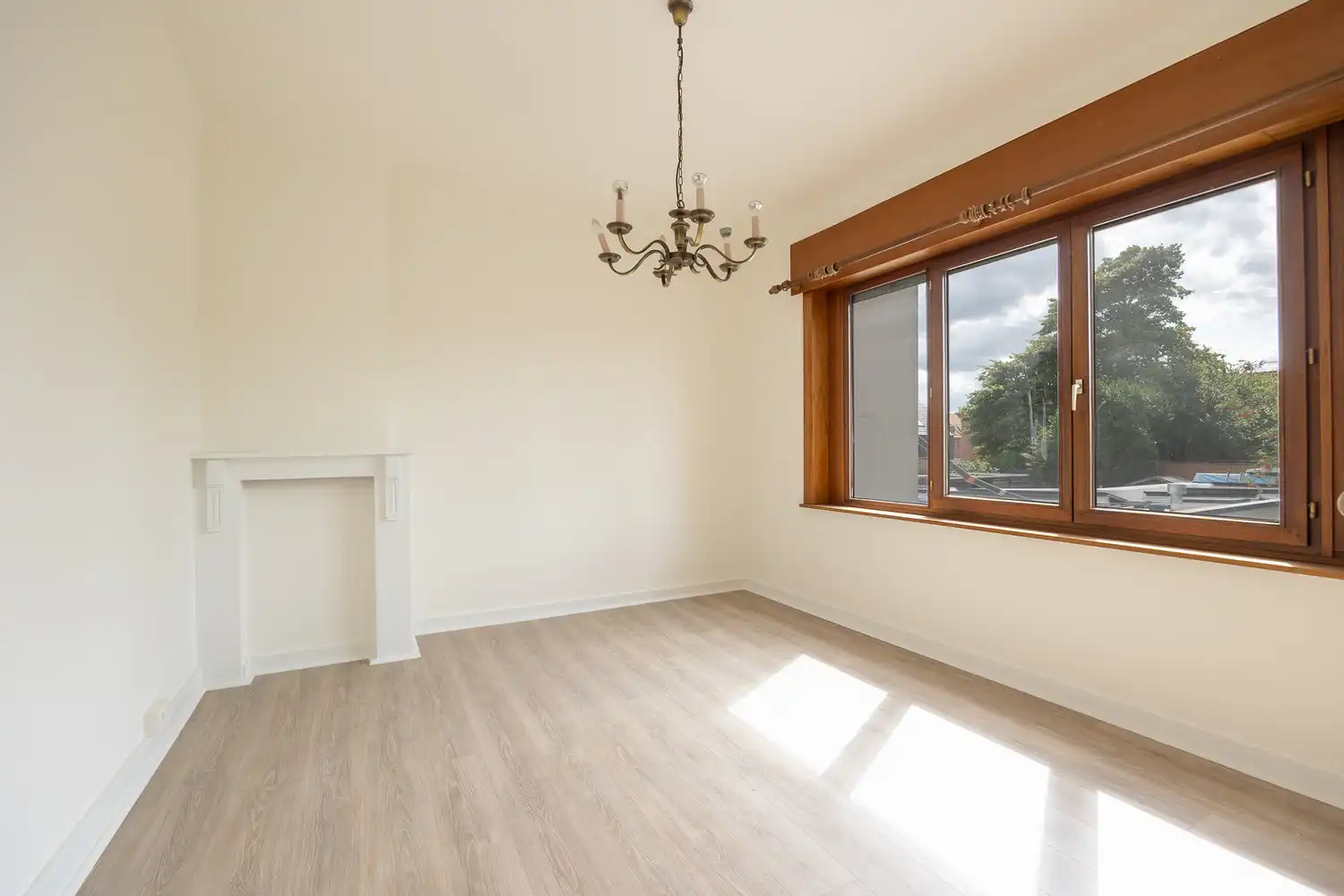 Volledige gerenoveerde gezinswoning (4slk) met ruime tuin foto 22