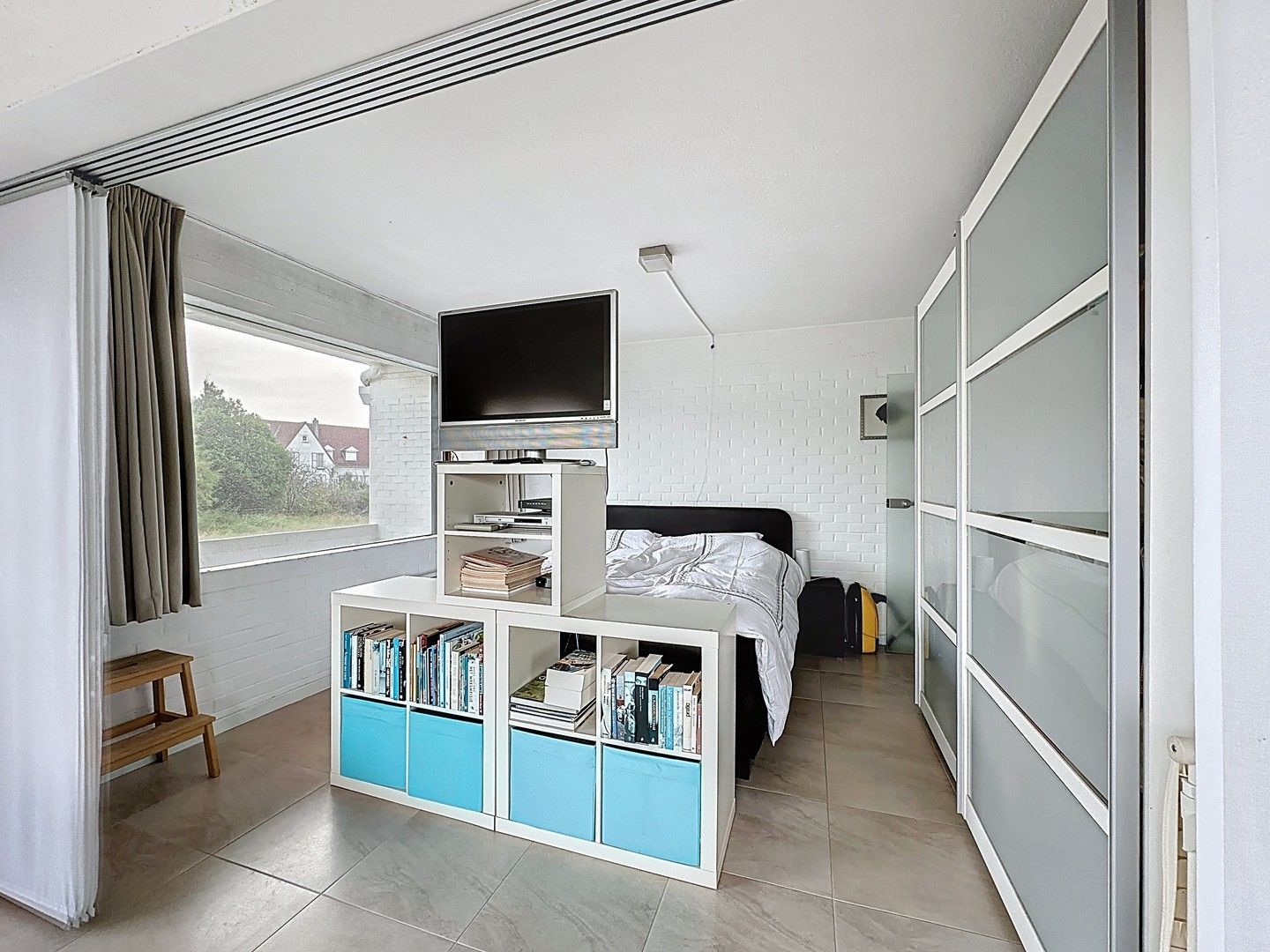 Instapklaar hoekappartement met loftgevoel en duinenzicht vlak aan zee Sint-André. foto 11