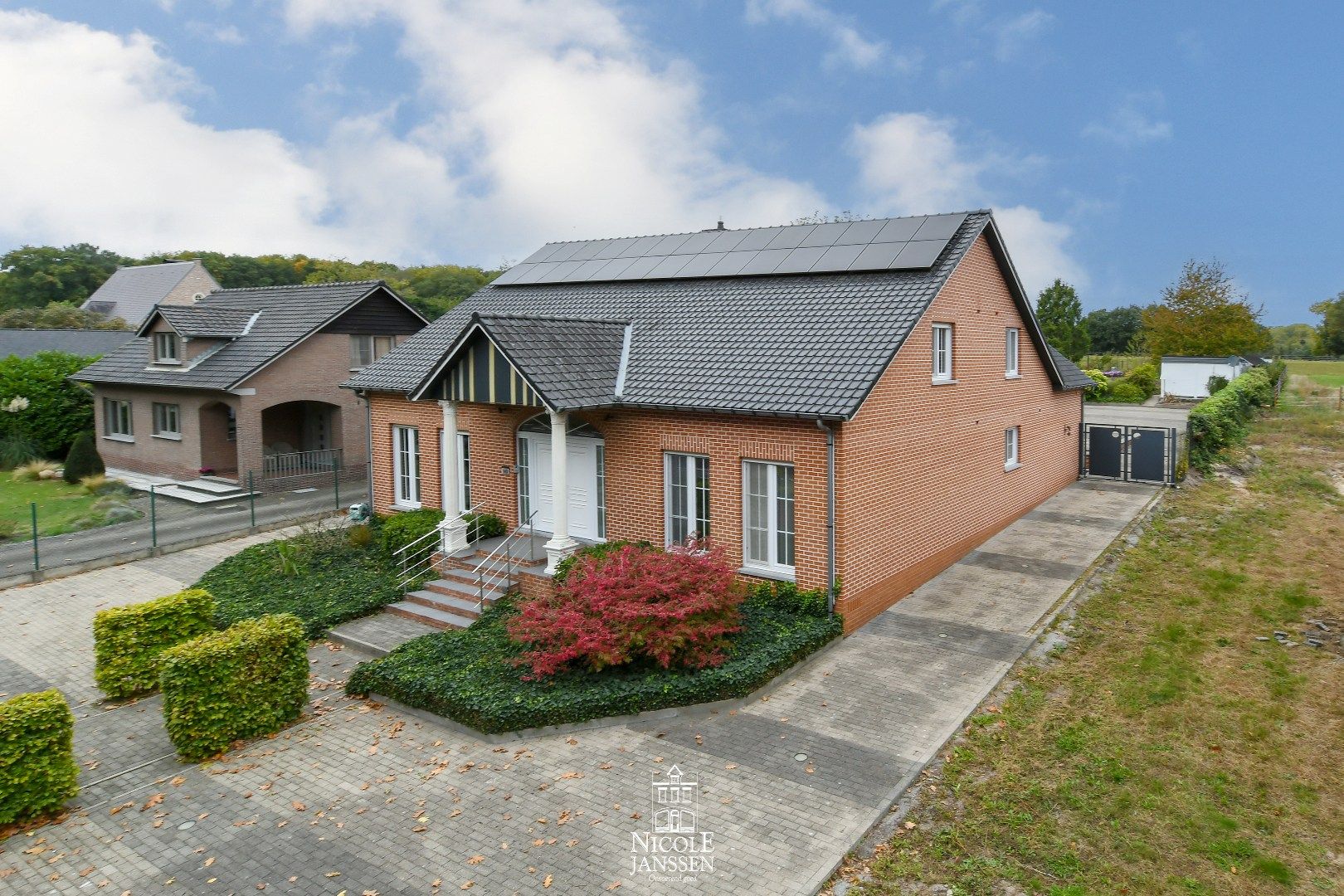 Zeer ruime gezinswoning foto 33