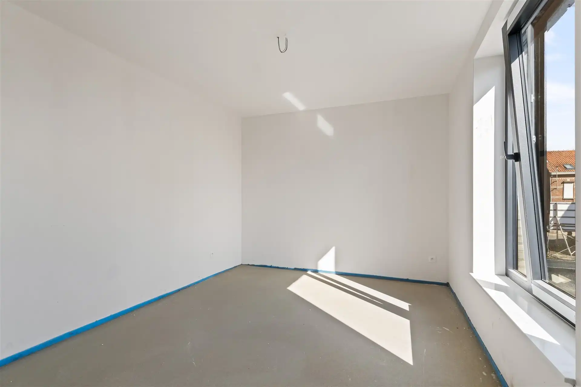 Rustig gelegen HOB met mogelijkheid tot 5 slaapkamers foto 9