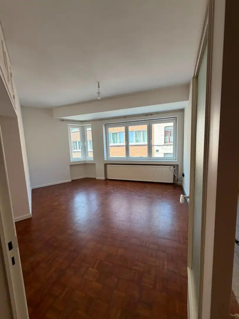 Centraal gelegen studio - nabij Brugmann ziekenhuis foto 2