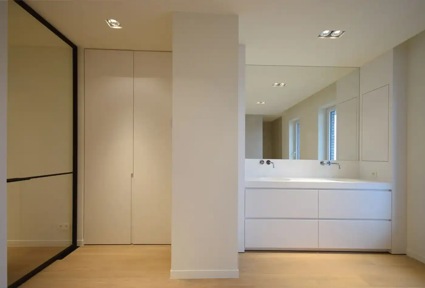 LUXE PENTHOUSE MET ADEMBENEMEND ZICHT OP STERREBOS. foto 14