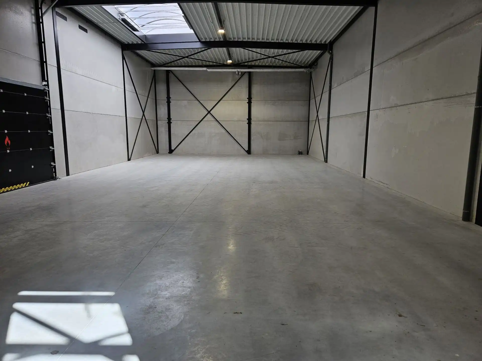 TE HUUR HASSELT KMO-unit 290m² foto 7