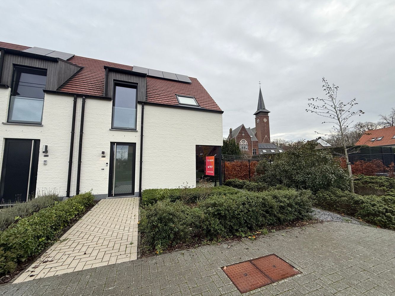 Energievriendelijke nieuwbouwwoning met 3 slaapkamers foto {{pictureIndex}}