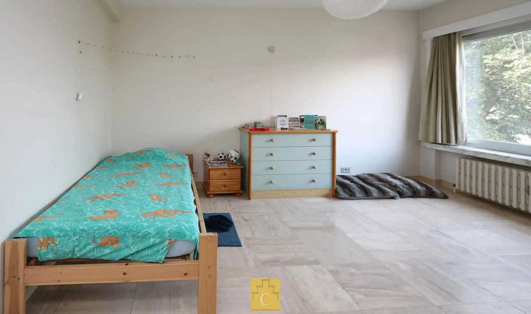 Ruim hoekappartement (155 m2) te Sint-Andries, 3 slaapkamer, terras , lift en garagebox foto 13