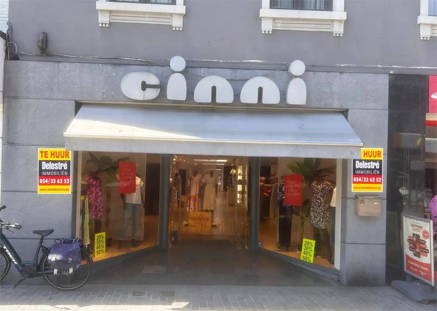 Handelsruimte op toplocatie in het hart van de beste winkelstraat van MOL. foto 5