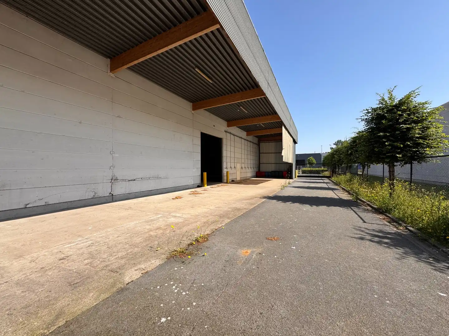 Logistiek magazijn (4.025 m²) op amper 2 min. van de A10 foto 13