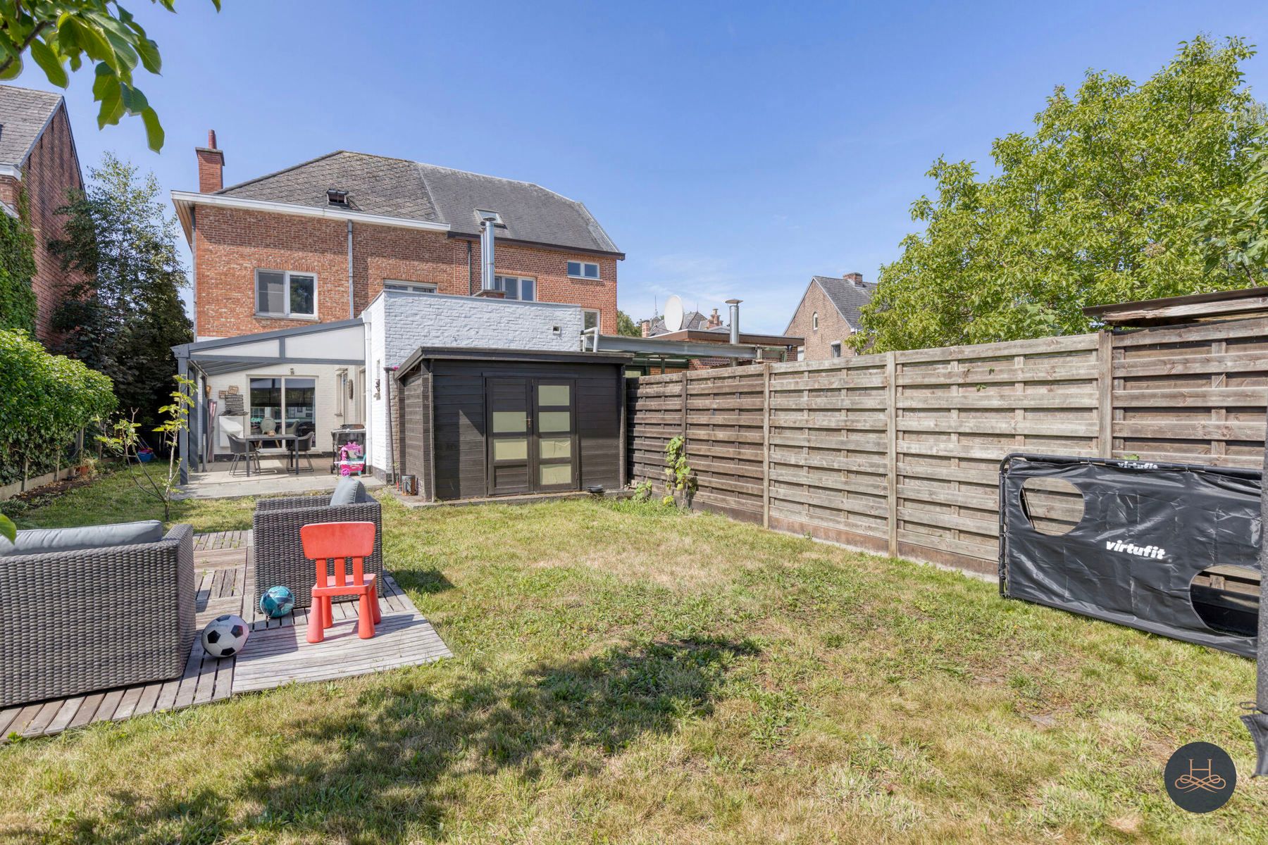 Charmante halfopen woning en tuin op strategische locatie foto 21