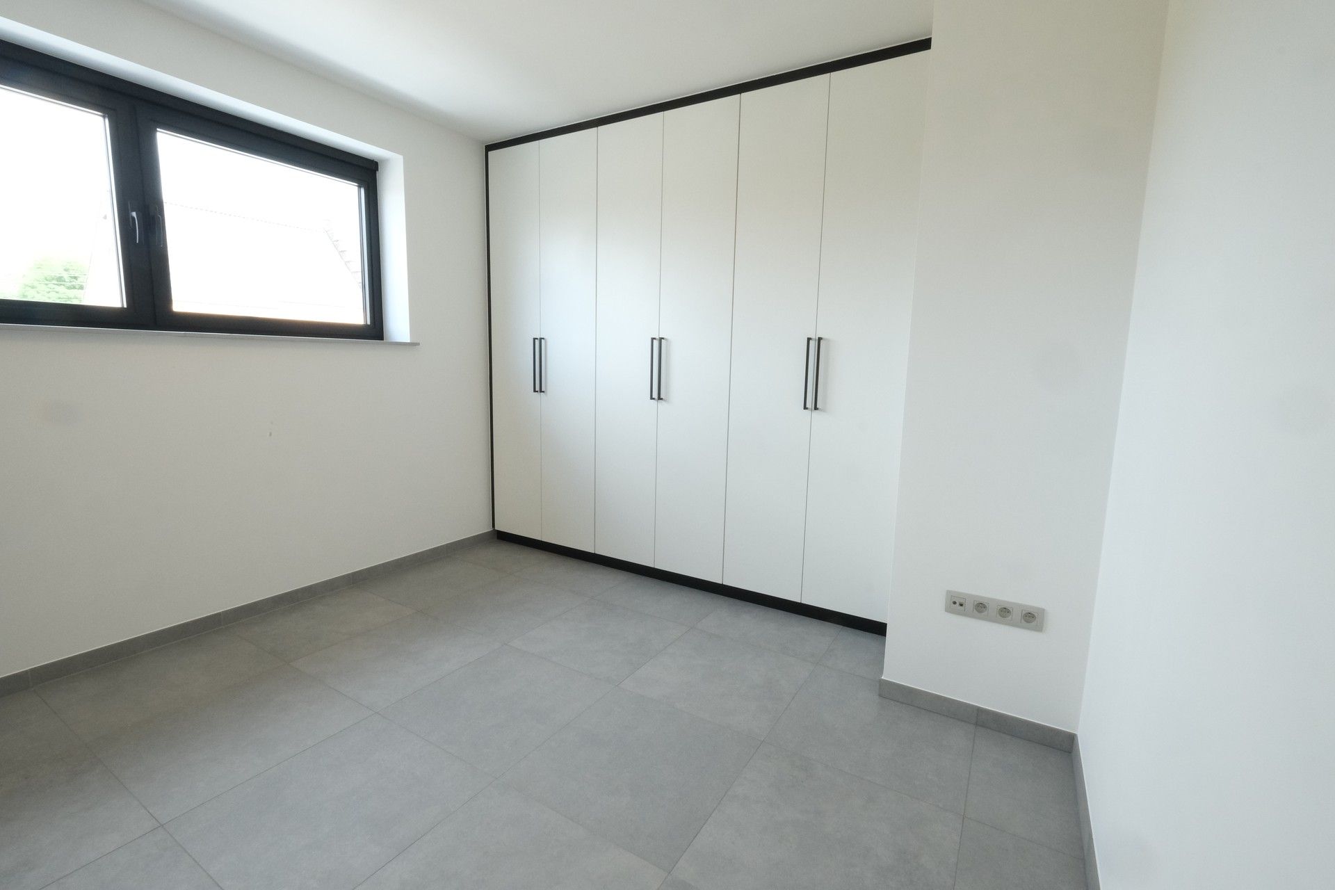 Nieuwbouw appartement op de eerste verdieping met luxueuze afwerking in Riemst. foto 25