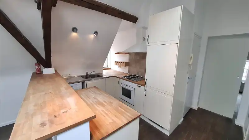 Comfortabel Dakappartement in Loft-stijl te huur in Brugge foto 5