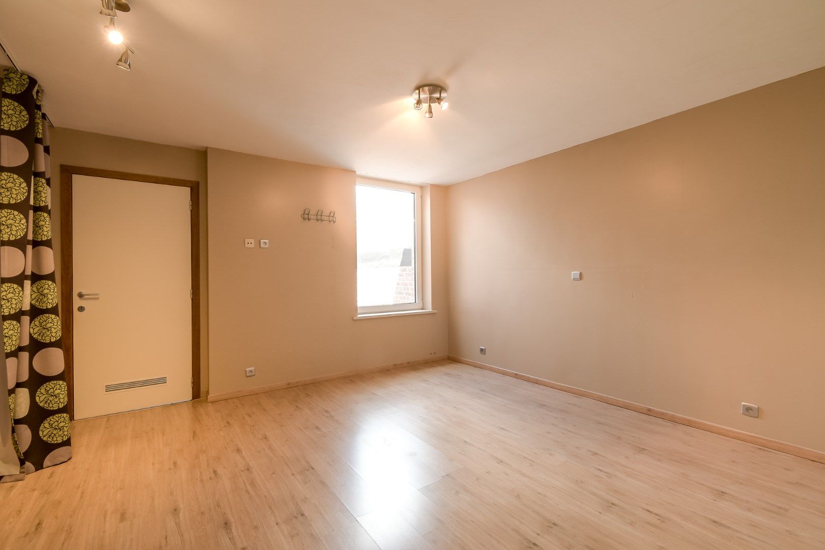 Instapklare woning op een rustige ligging! foto 8