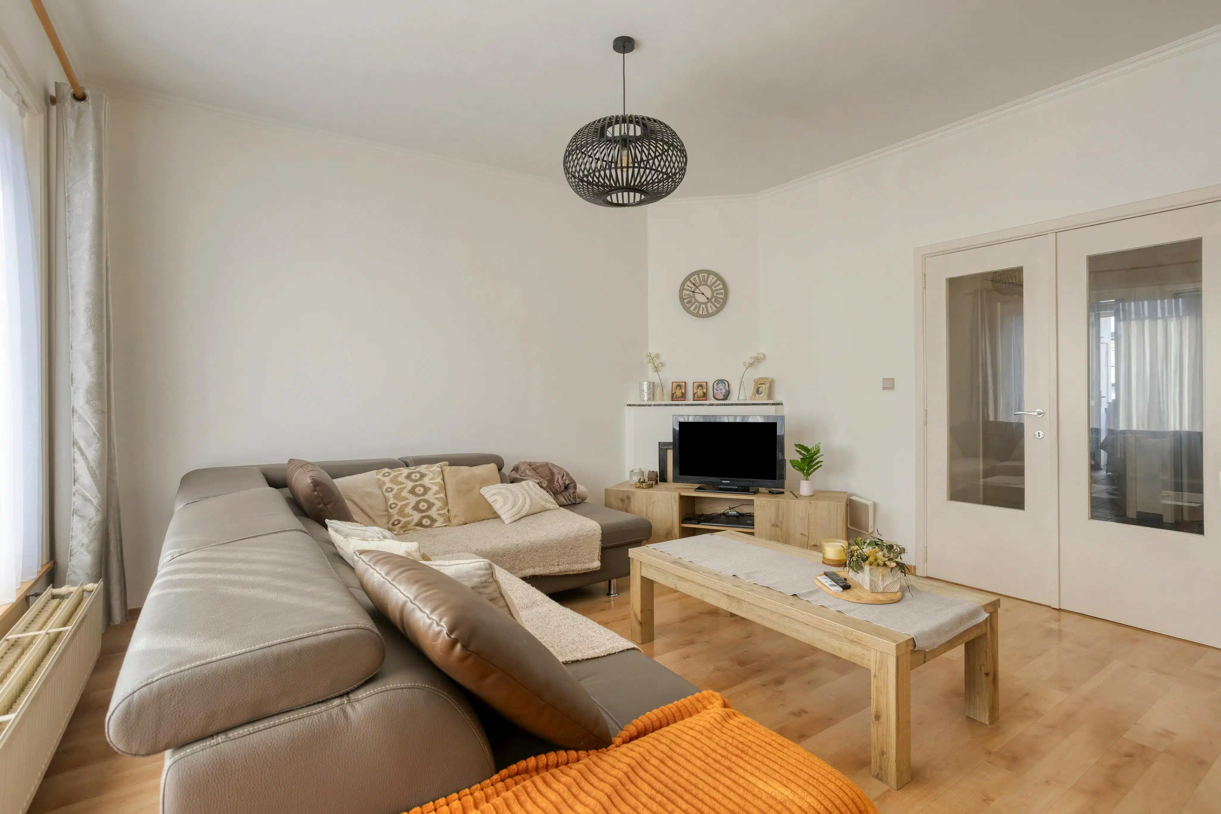 Ruime Woning ingedeeld als drie appartementen in Strombeek-Bever foto 28