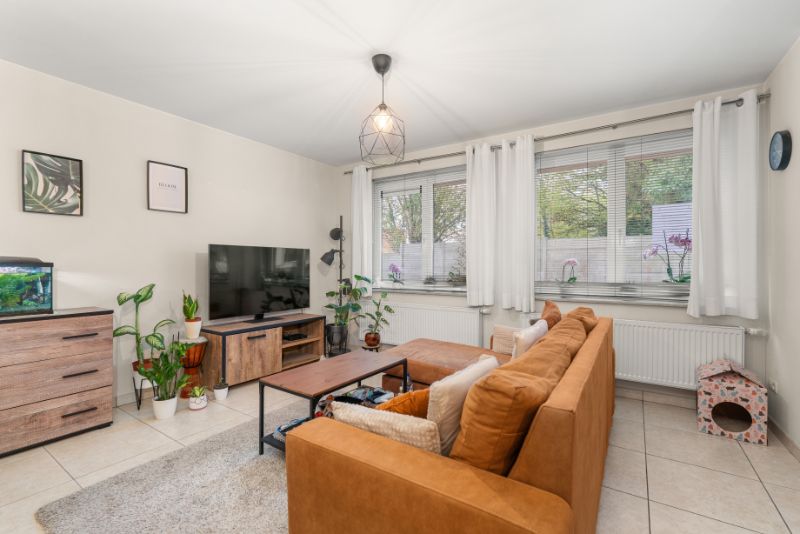 Instapklaar gelijkvloers 1 slaapkamer appartement! foto 3