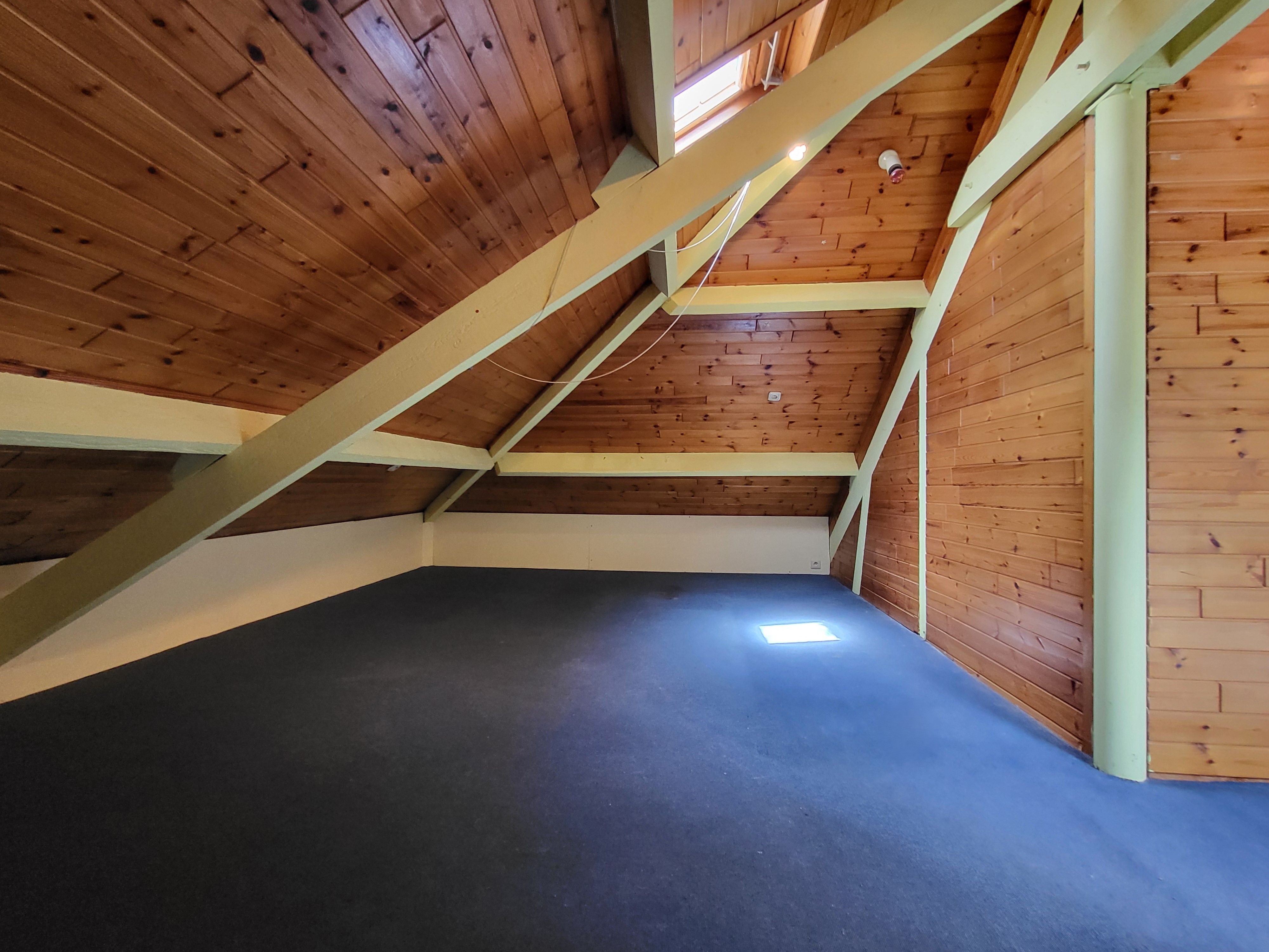 Charmante open bebouwing op 286m² gelegen in het groen met garage.  foto 22