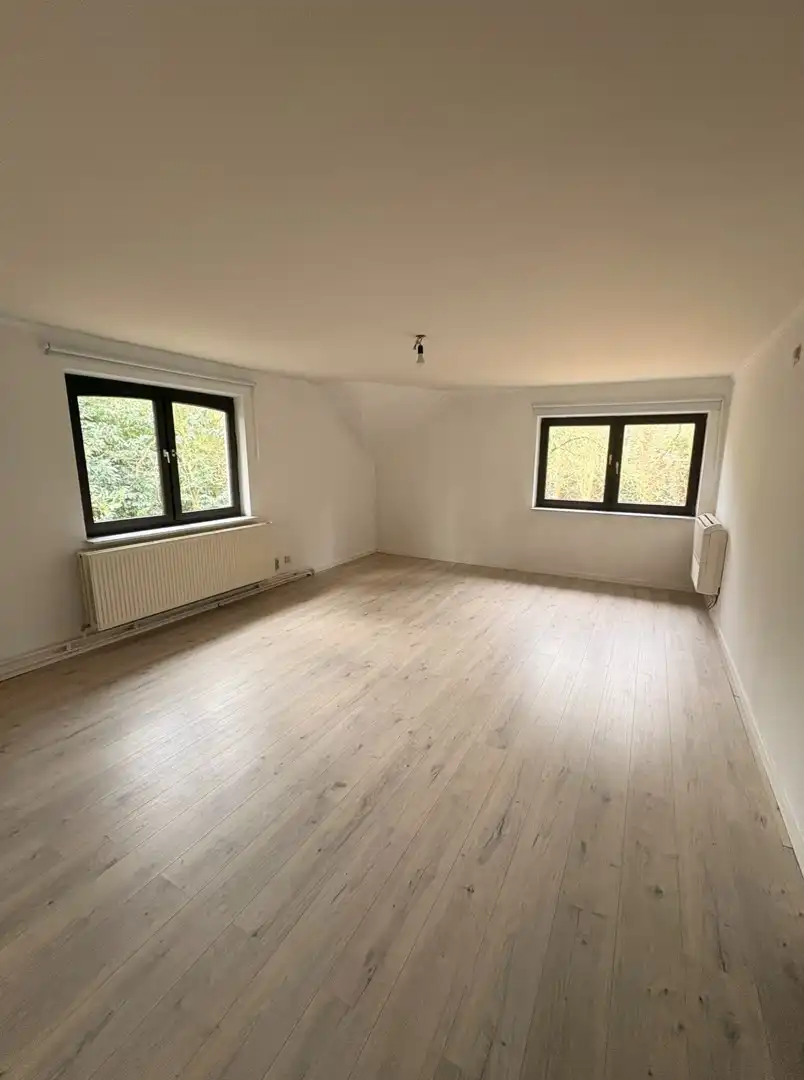 Uitzonderlijk ruime, vrijstaande woning met tuin te huur in Maasmechelen foto 10