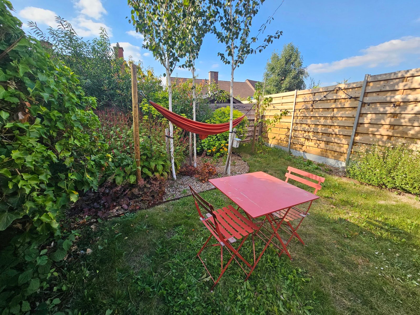 Mooie burgerwoning met tuin ! foto 27