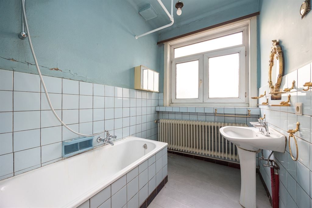 Te renoveren, karaktervolle bel-etage foto 9