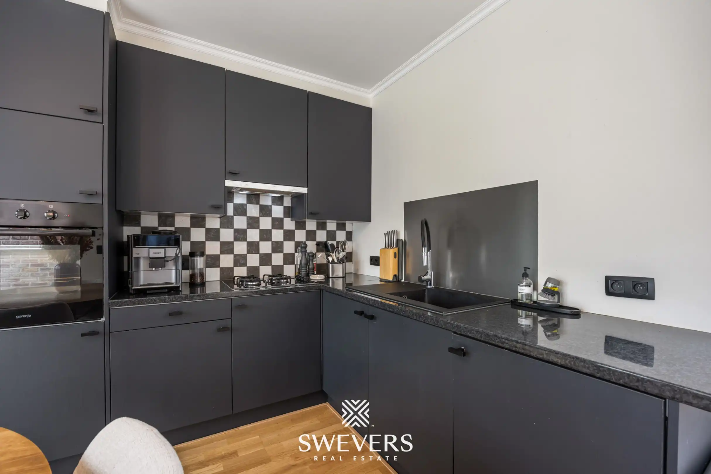 Gerenoveerde woning met gezellige tuin te Borgloon foto 4