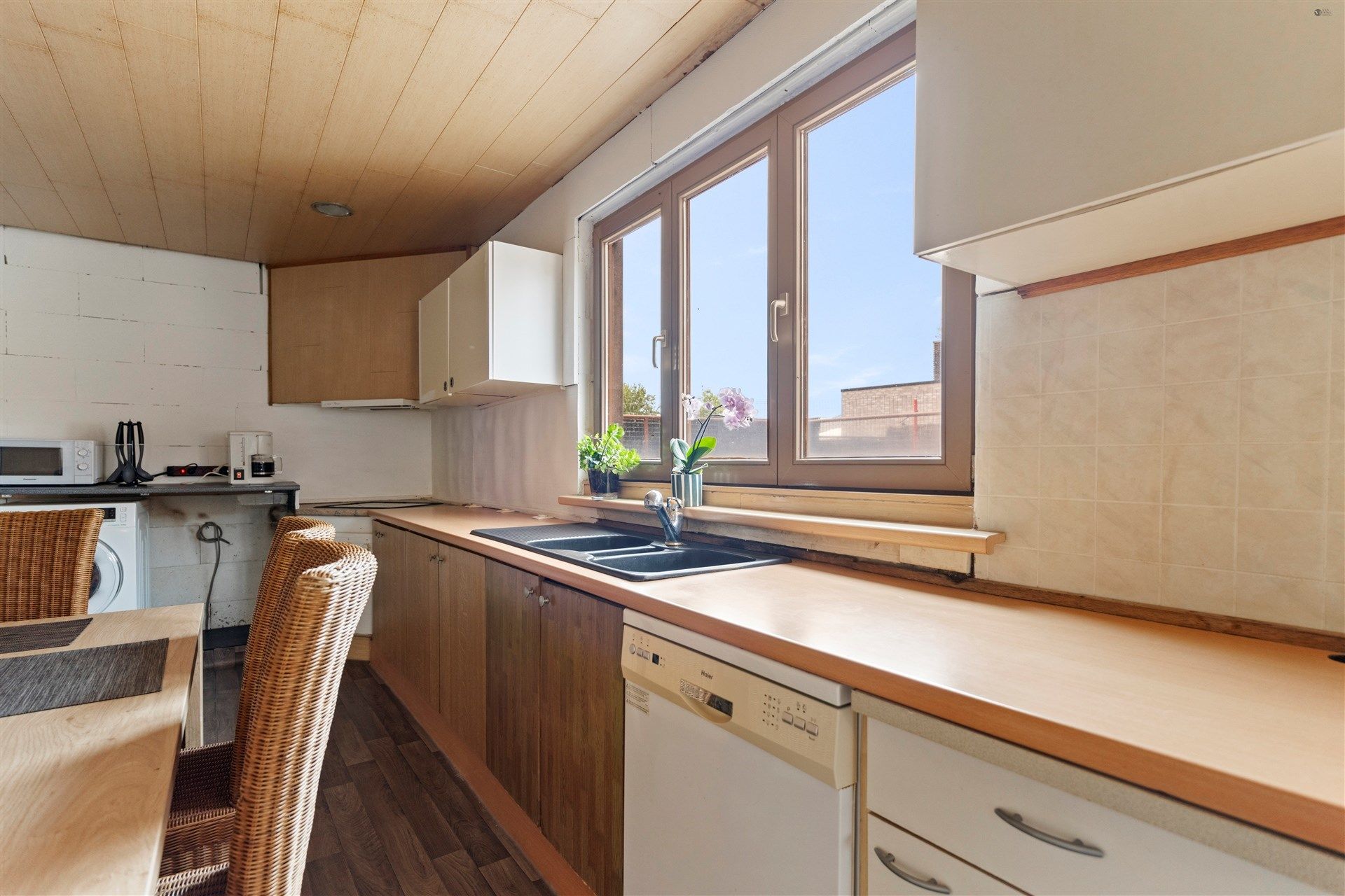 op te frissen half open bebouwingop 186m² foto 9