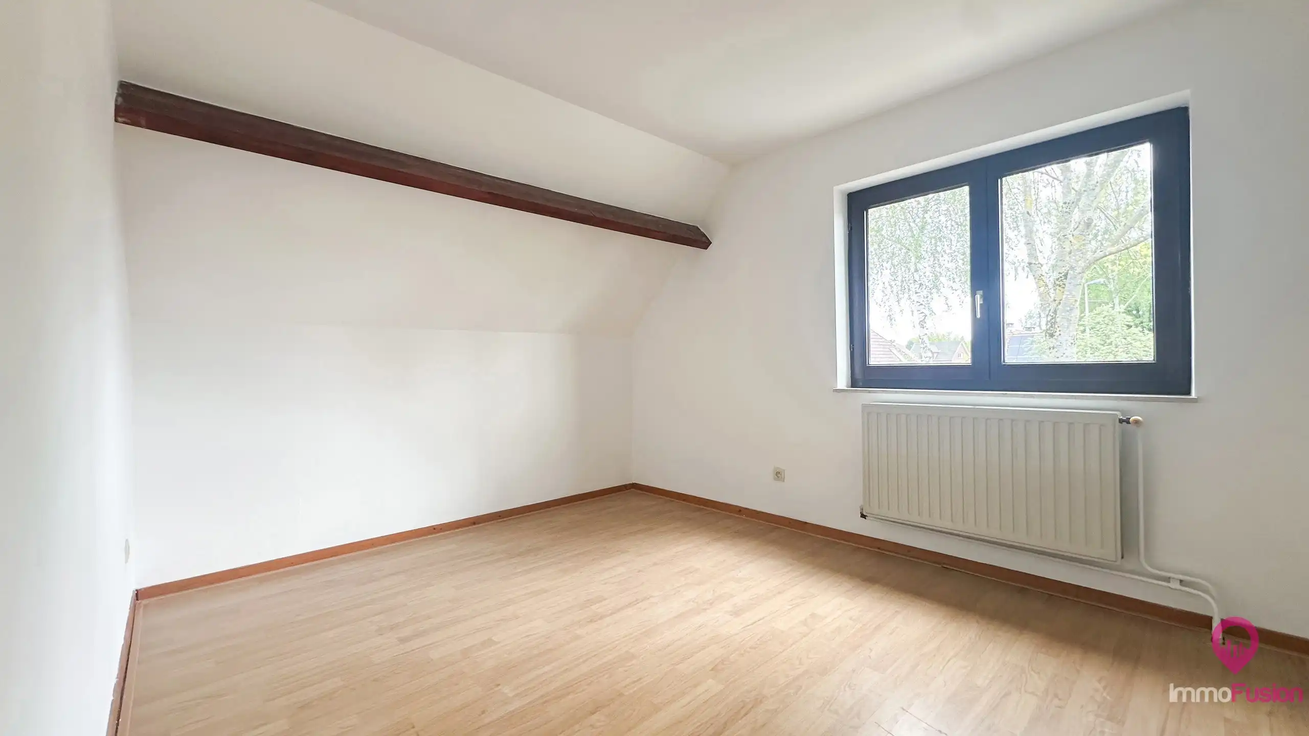 mooie gezinswoning met 3 slaapkamers en tuin foto 17