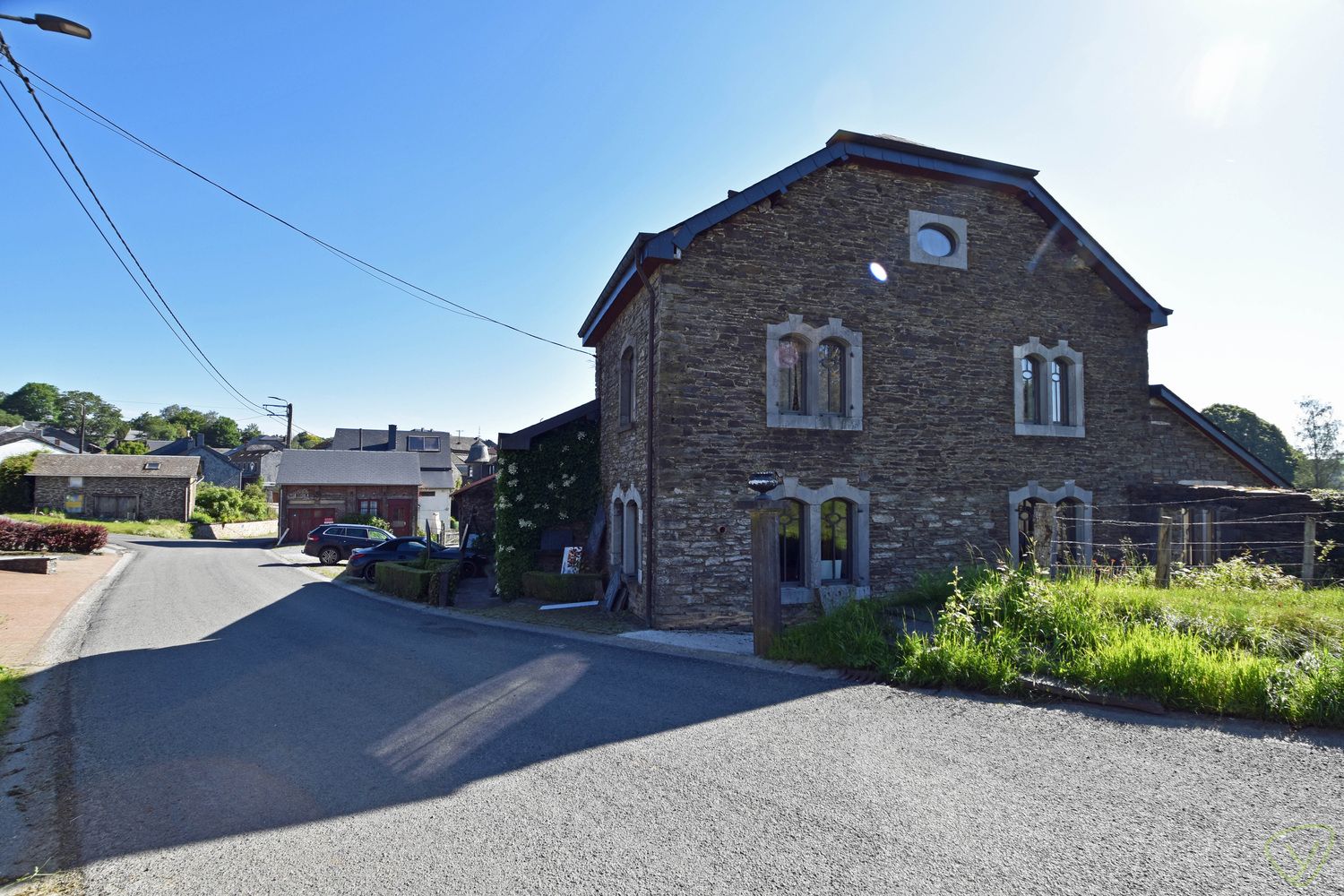 Prachtig gelegen woning in de Ardennen in de gegeerde regio van Vresse-Sur-Semois! foto 2