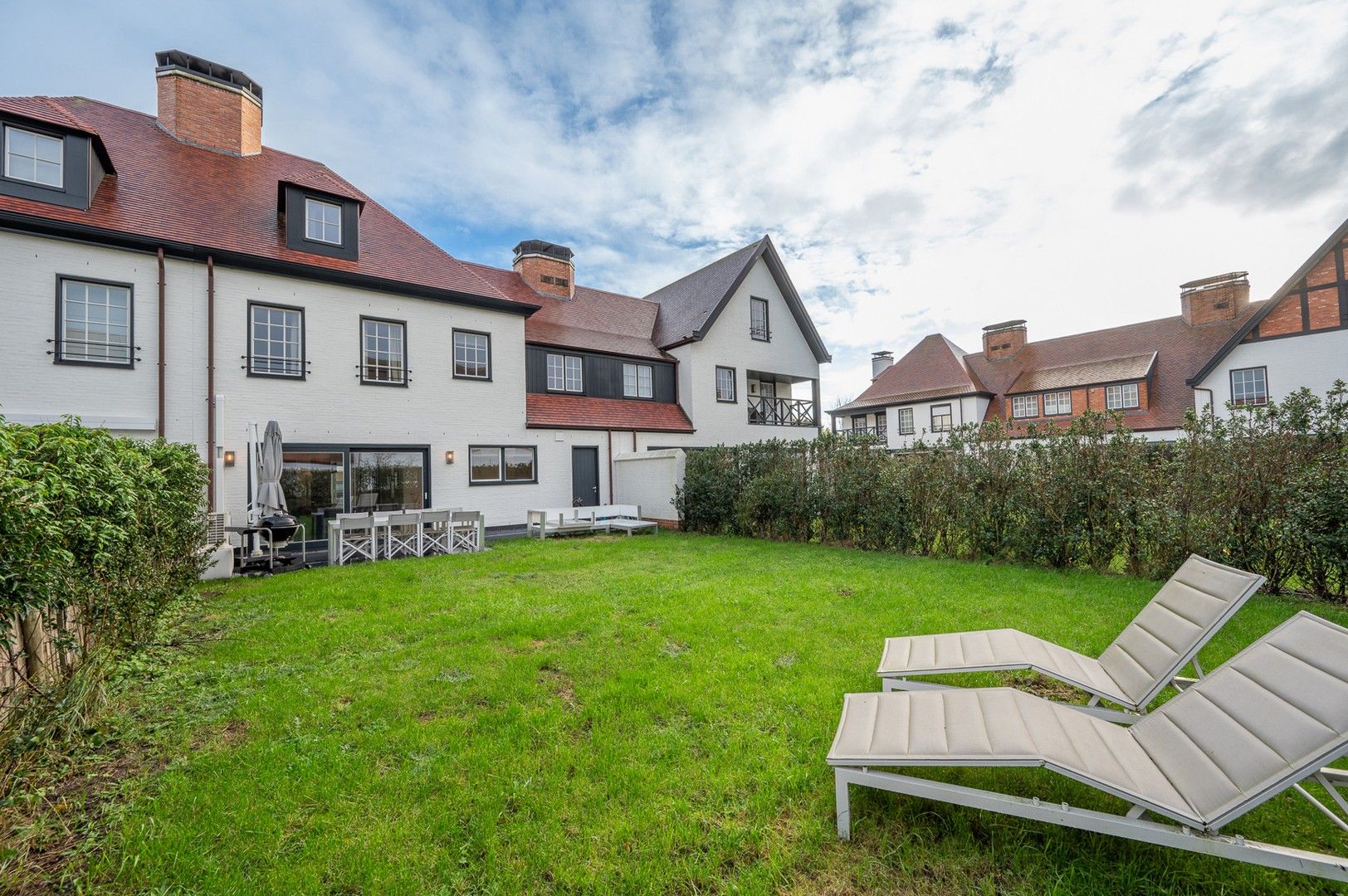 Instapklare woning in de verkaveling 'Valkenerf' in de groene, rustige omgeving van de nieuwe golf. foto 25