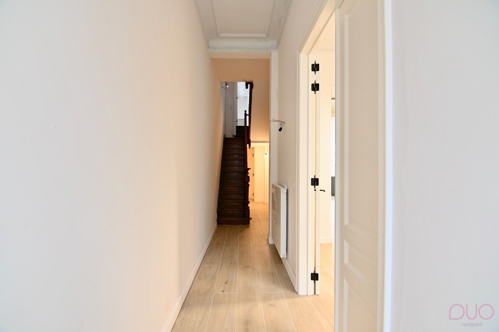 Instapklare herenwoning in het hartje van Sint-Truiden met 6 slaapkamers foto 8