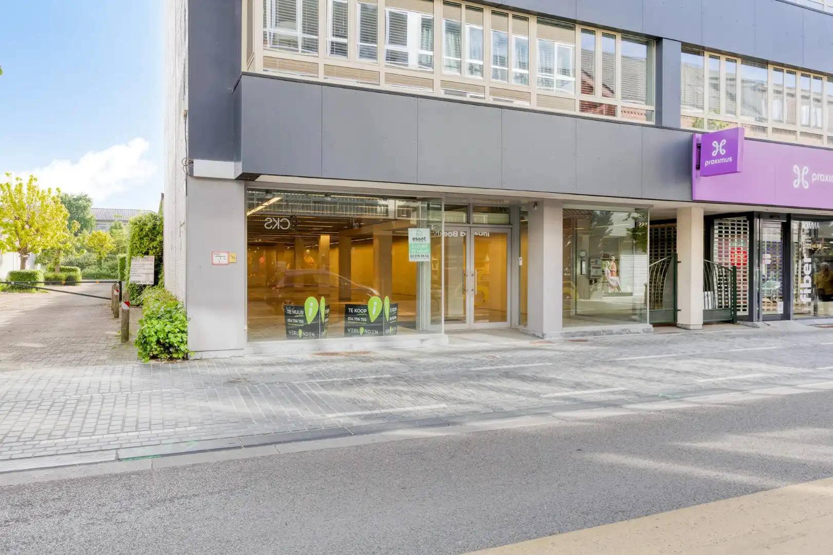 Commercieel pand in het centrum van Mol ! foto 15