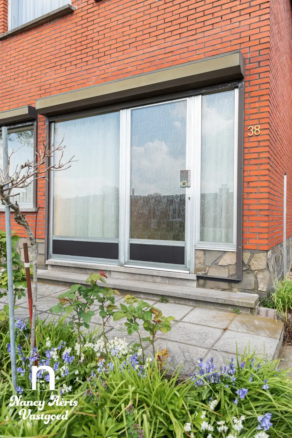 Charmante gezinswoning met mogelijkheden op royaal perceel foto 34