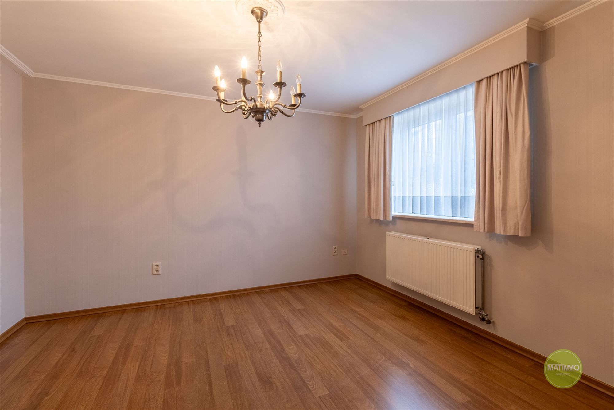 Ruim tweeslaapkamer appartement met terras en garage in Mol  foto 15