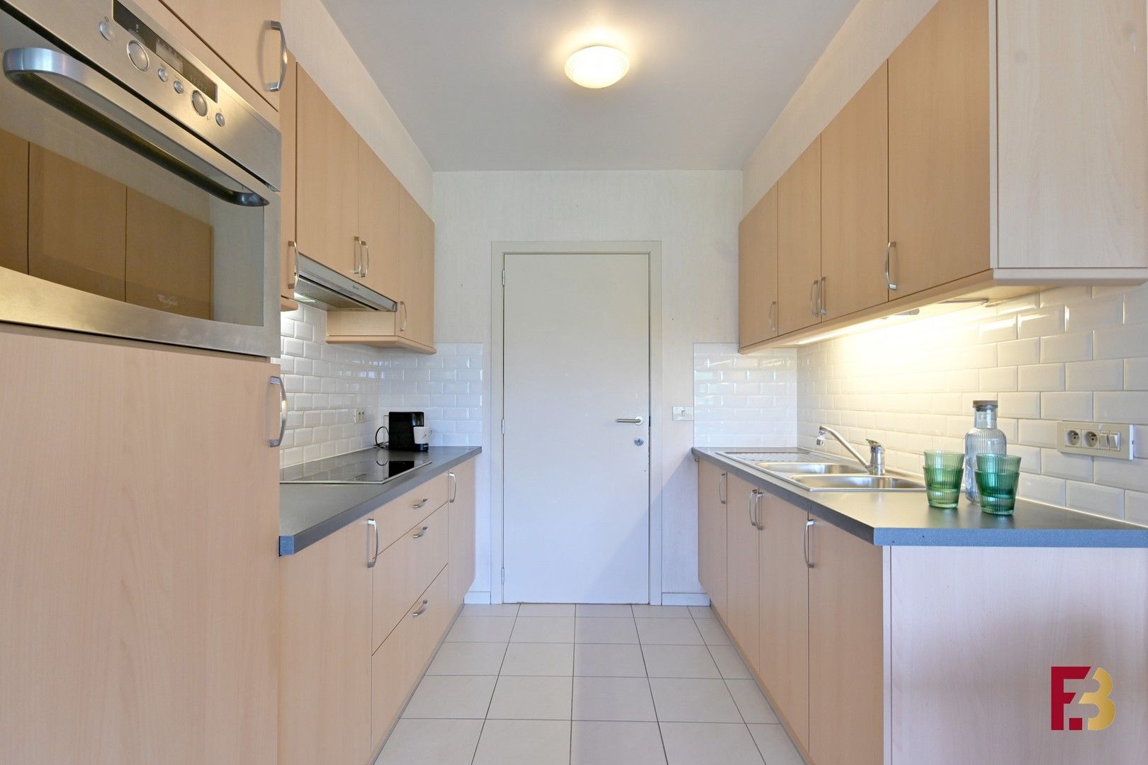 Lichtrijk gelijkvloers appartement met 2 terrassen en uitzicht op groen – hartje Eke foto 8
