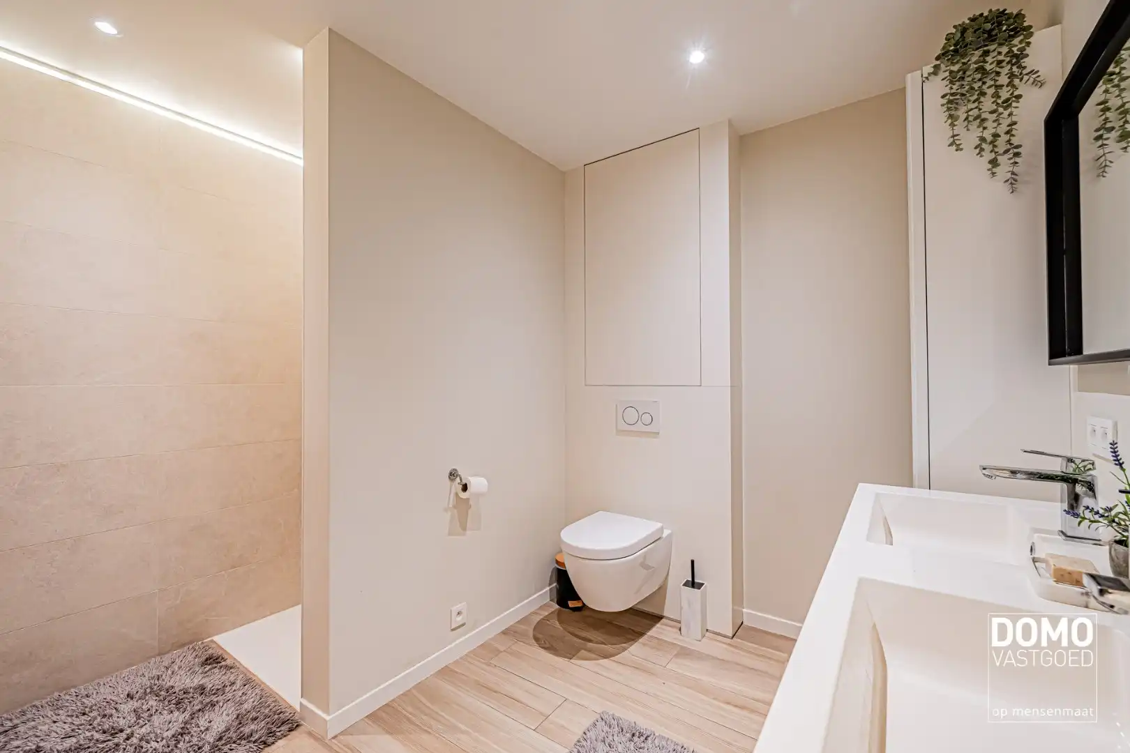 INSTAPKLARE GEZINSWONING MET 3 SLAAPKAMERS, EPC-LABEL A EN ZONNIGE TUIN IN KERMT foto 9