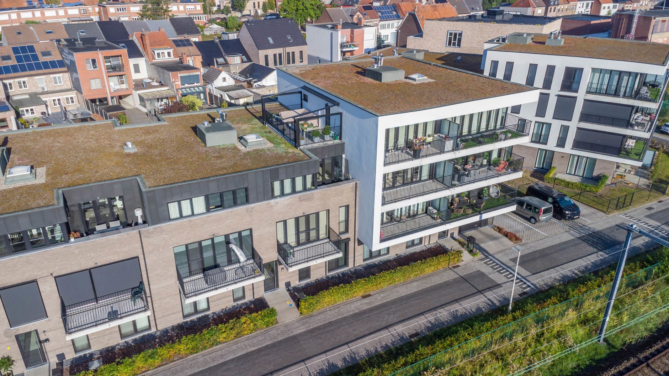 Instapklaar appartement met twee slaapkamers en autostaanplaats.&nbsp; foto {{pictureIndex}}