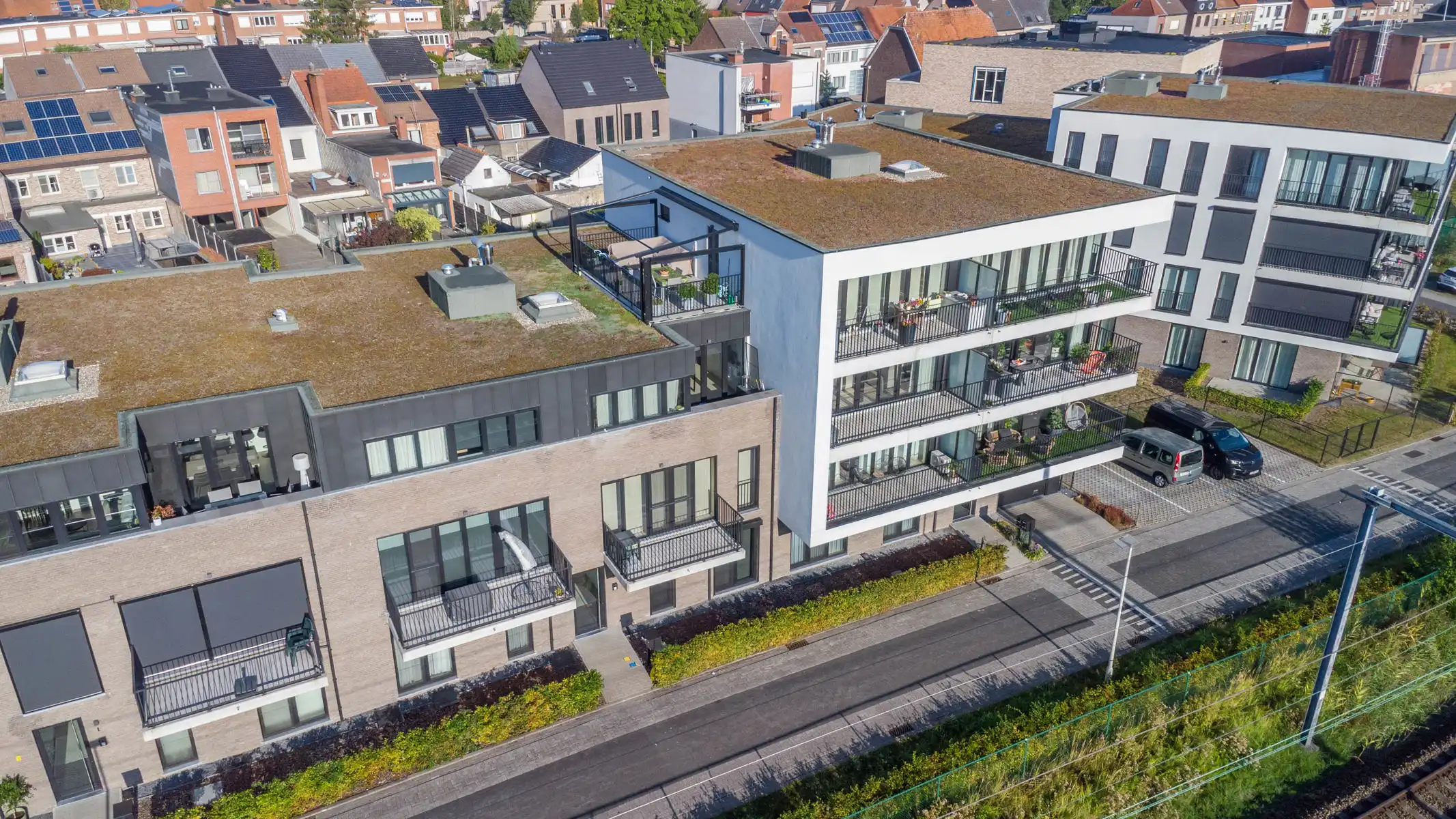 Instapklaar appartement met twee slaapkamers en autostaanplaats.&nbsp; foto {{pictureIndex}}