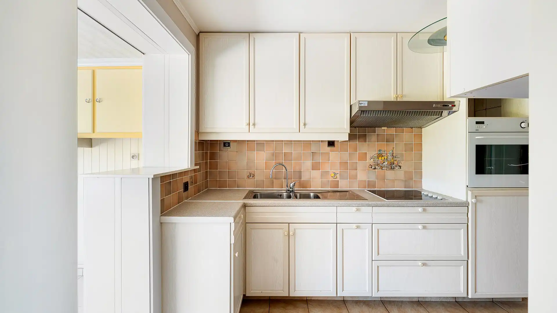 Uitstekend gelegen woning met mooie tuin te Brugge foto 10