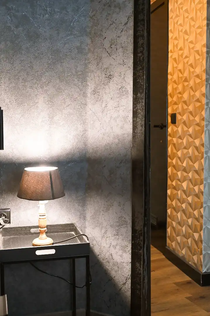 KNAP GELIJKVLOERS APPARTEMENT OP TOPLIGGING foto 12