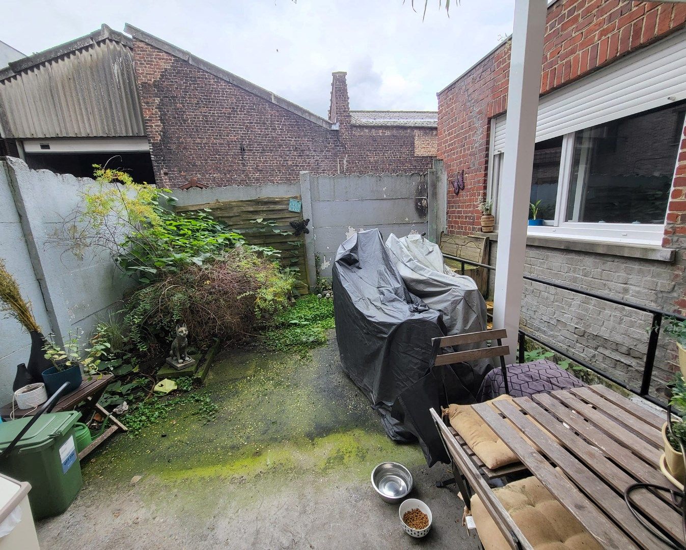 VERKOCHT : Opbrengsteigendom bestaande uit 5 appartementen. foto 27