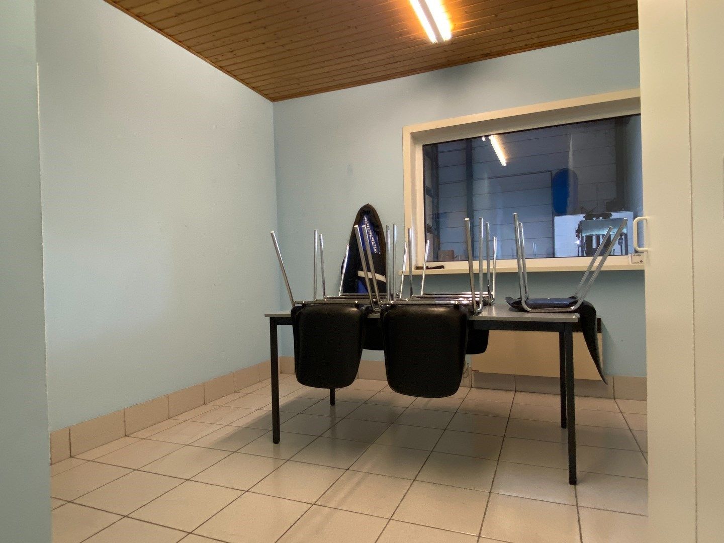 Kantoren te huur +-100m² te Meulebeke  foto 4
