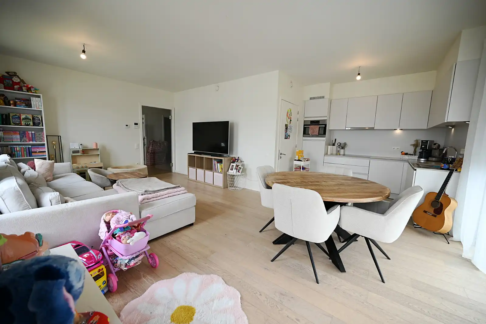 Appartement op een prachtige locatie te Ardooie! foto 3