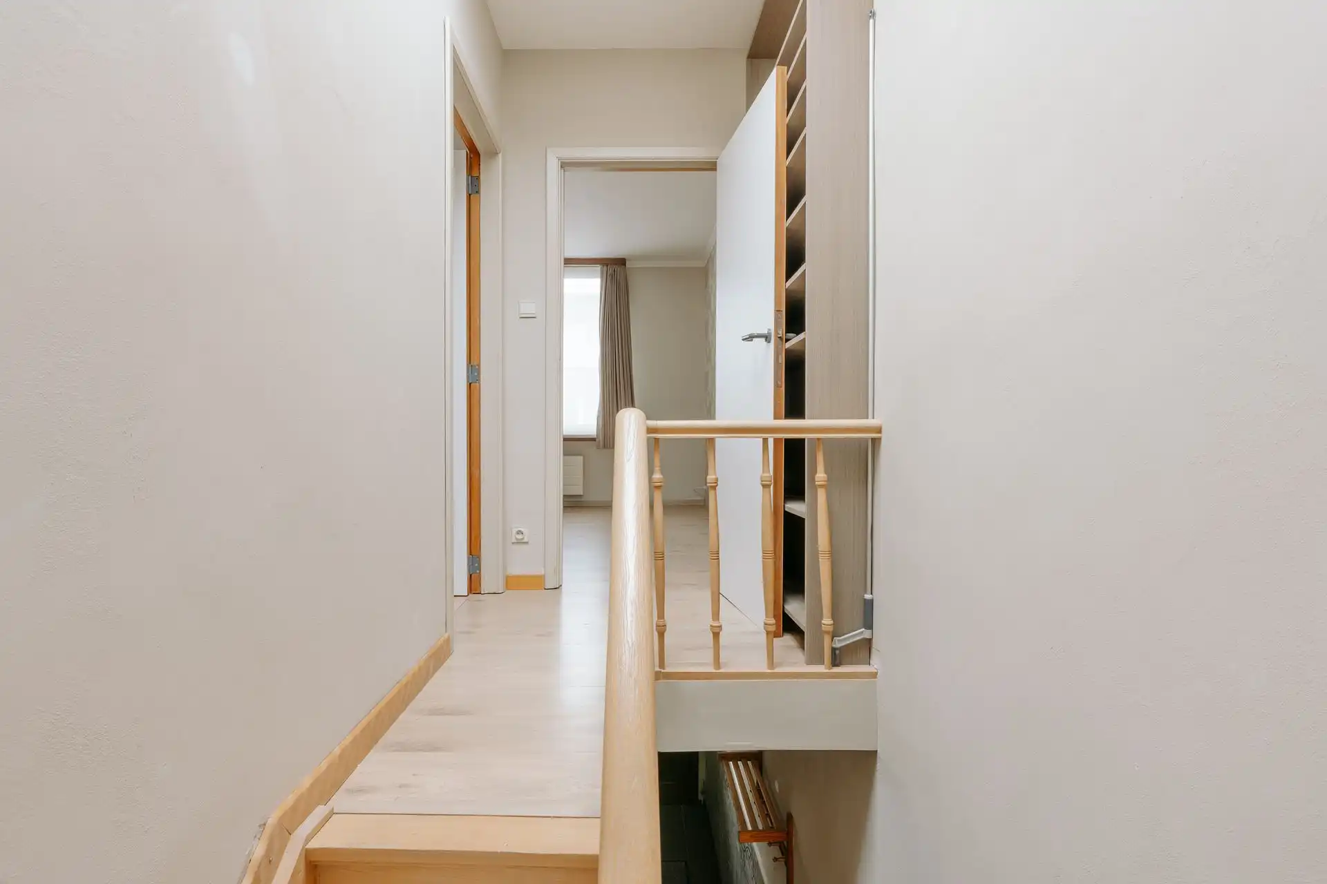 Instapklare woning in gezellige woonwijk! foto 12